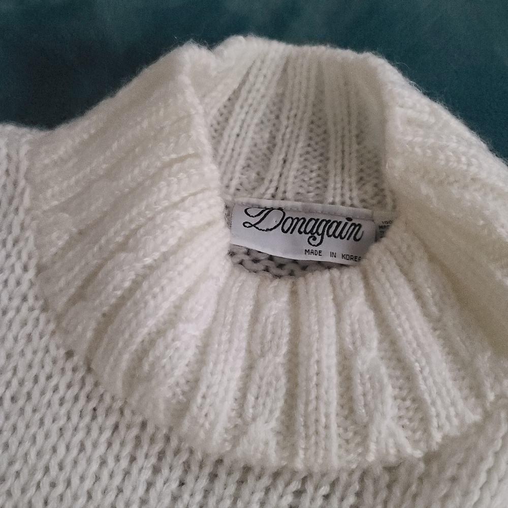 Men Donagain Sweater.